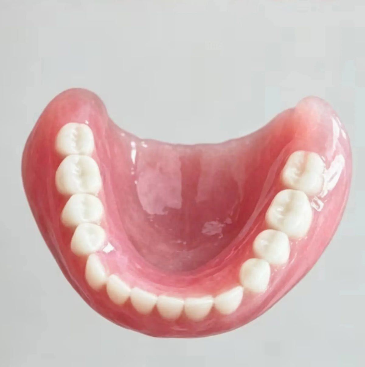 Natural Fit Silicone Dentures for Instant Comfortable Smile