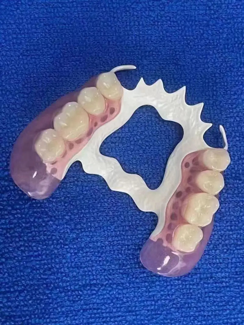 Moldable Silicone Dentures for Instant Temporary Smile Replacement - 1