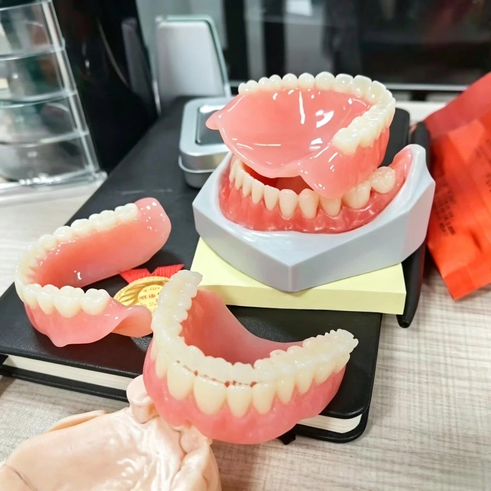 Full Mouth Silicone Denture Set with Storage and Cleaning Kit - 1
