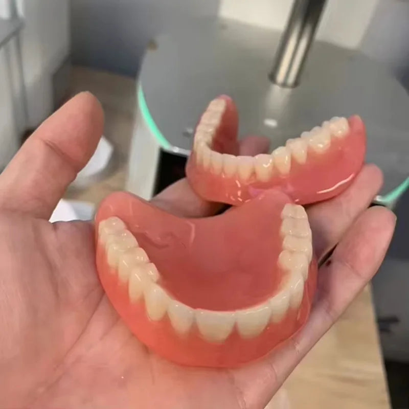 Comfortable Snap-On Veneer Dentures for Instant Smile Makeover